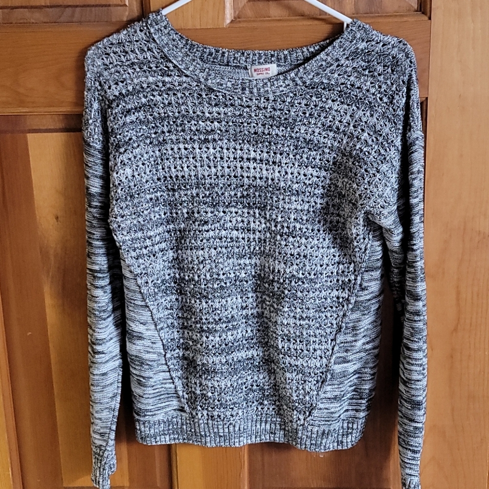 Women's sweater